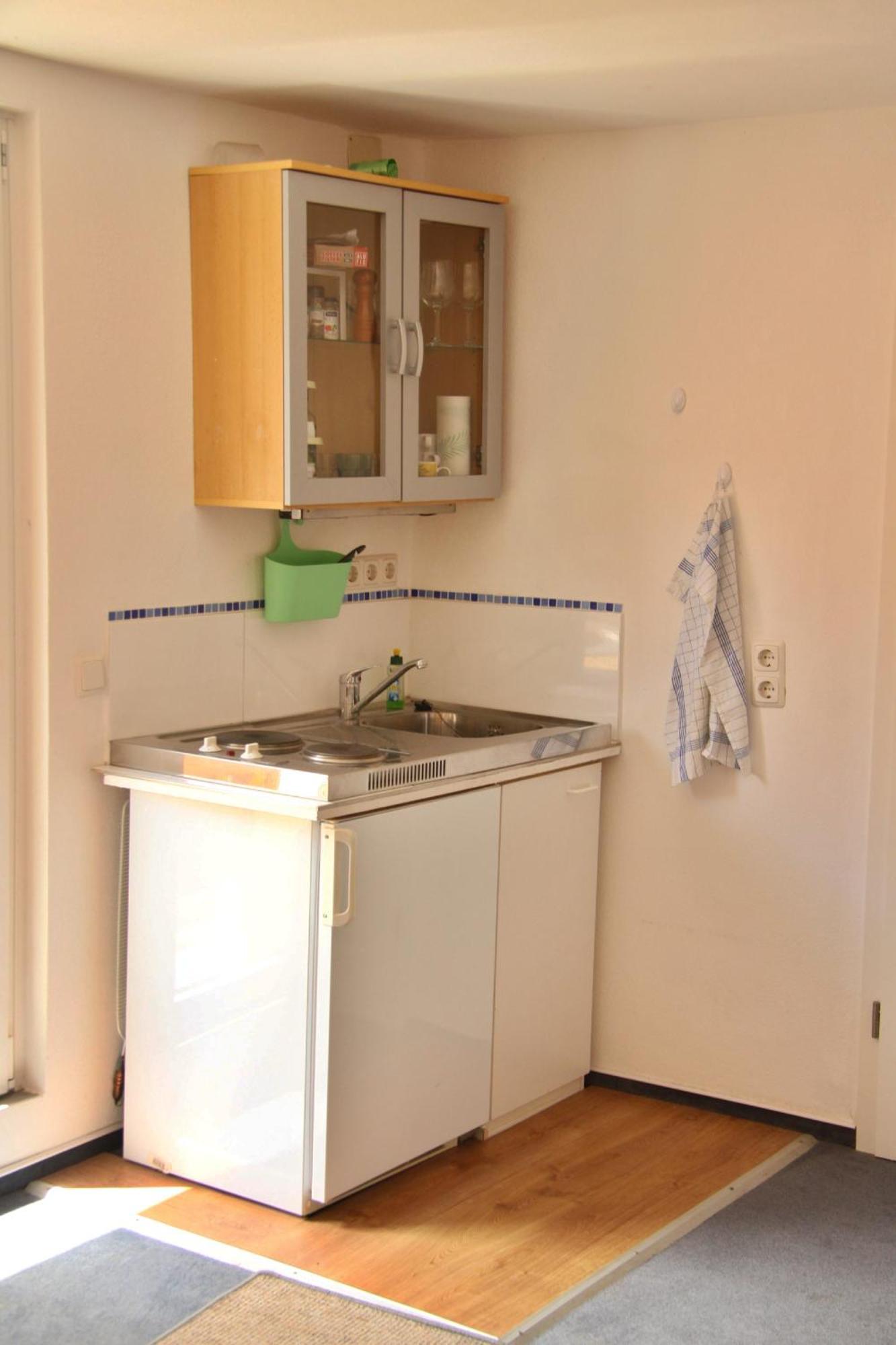 Freundliches Appartement - Bitte Angaben Zum Gastgeber Lesen Wehrheim Bagian luar foto