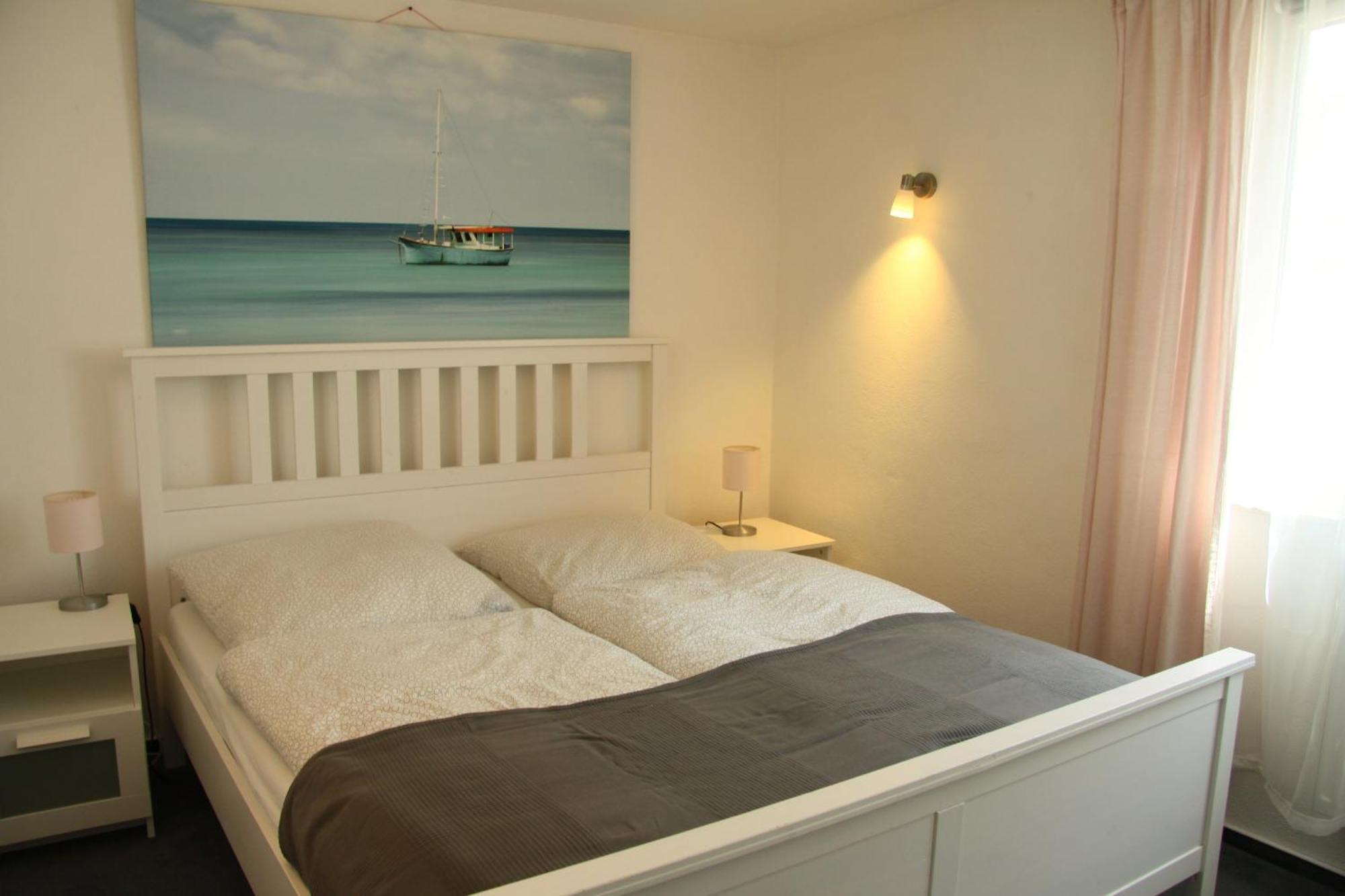 Freundliches Appartement - Bitte Angaben Zum Gastgeber Lesen Wehrheim Bagian luar foto